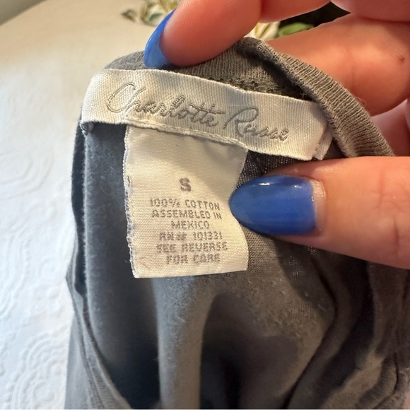 Charlotte Russe Y2K Grunge Graphic Baby Tee. Size: Small. Gray. - Picture 6 of 6